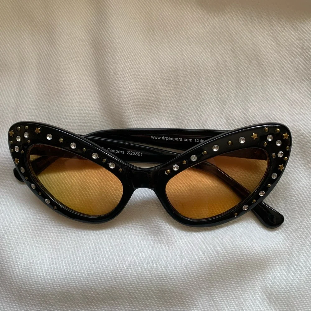 DR. PEEPERS.‎ Vintage, Retro Cat eye style. Rhinestones around frame.